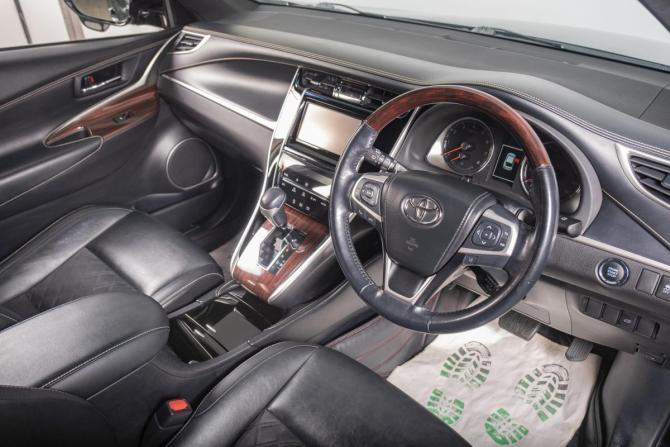 Toyota Harrier III (XU60) с пробегом 2017 года, цена 2 689 000 рублей, 100300 км, внедорожник, Автокод Объявления