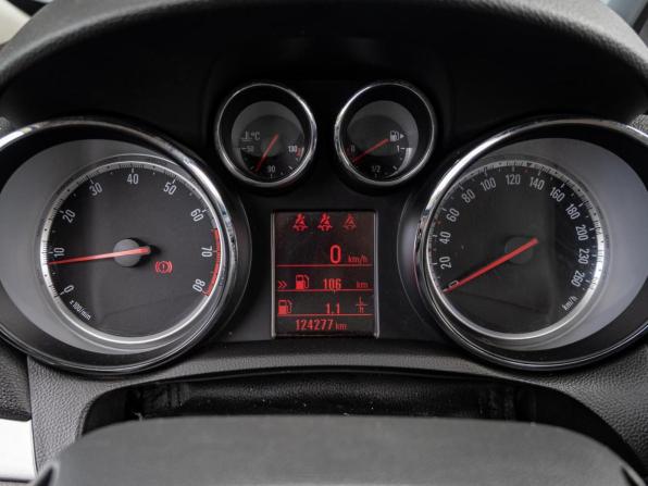 Opel Mokka I с пробегом 2014 года, цена 1 180 000 рублей, 124277 км, внедорожник, Автокод Объявления