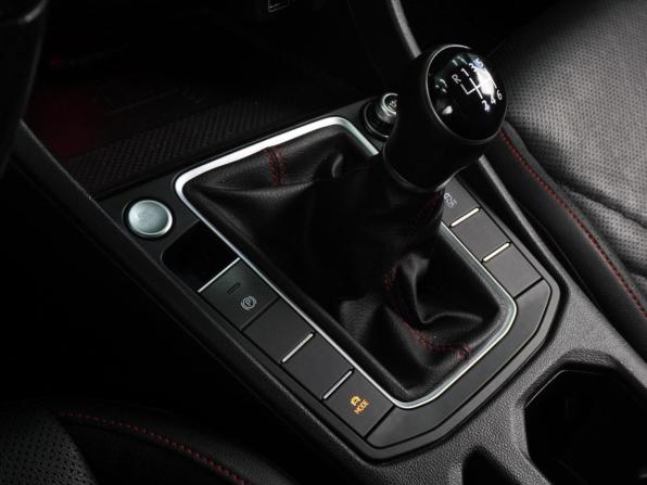 Volkswagen Jetta VII с пробегом 2019 года, цена 1 800 000 рублей, 180149 км, седан, Автокод Объявления