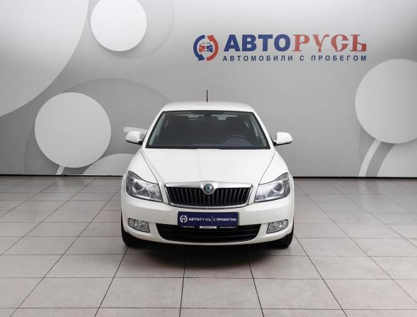 Skoda Octavia II (A5) Рестайлинг с пробегом 2011 года, цена 928 000 рублей, 120000 км, лифтбек, Автокод Объявления