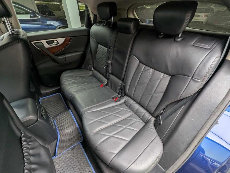 Infiniti QX70 Москва  - изображение 8
