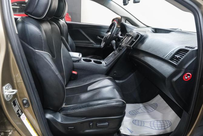 Toyota Venza I с пробегом 2013 года, цена 2 149 000 рублей, 236000 км, внедорожник, Автокод Объявления