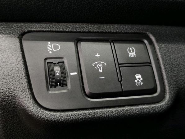 Hyundai Solaris II с пробегом 2019 года, цена 1 376 000 рублей, 62522 км, седан, Автокод Объявления