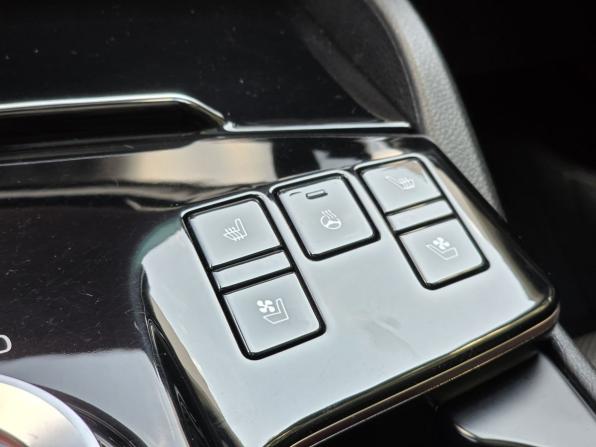 Kia Sportage V с пробегом 2021 года, цена 3 400 000 рублей, 75372 км, внедорожник, Автокод Объявления