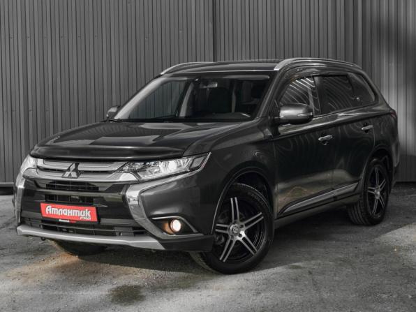 Mitsubishi Outlander III Рестайлинг 2 с пробегом 2018 года, цена 1 670 000 рублей, 212505 км, внедорожник, Автокод Объявления