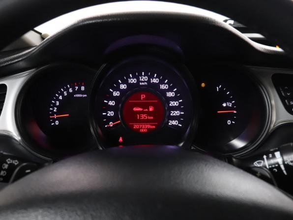 Kia Ceed II Рестайлинг с пробегом 2015 года, цена 799 000 рублей, 207253 км, хэтчбек, Автокод Объявления