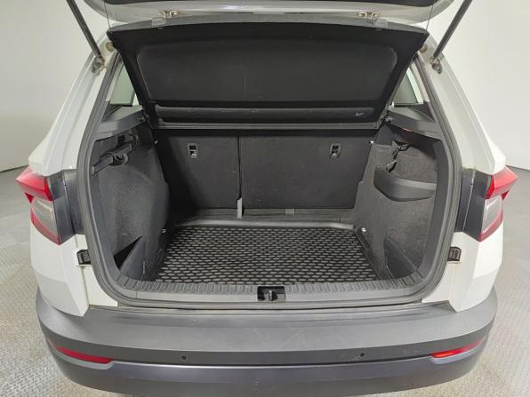 Skoda Karoq I с пробегом 2022 года, цена 2 350 000 рублей, 63709 км, внедорожник, Автокод Объявления