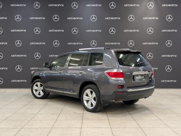 Toyota Highlander II (XU40) Рестайлинг с пробегом 2011 года, цена 2 450 000 рублей, 132600 км, внедорожник, Автокод Объявления