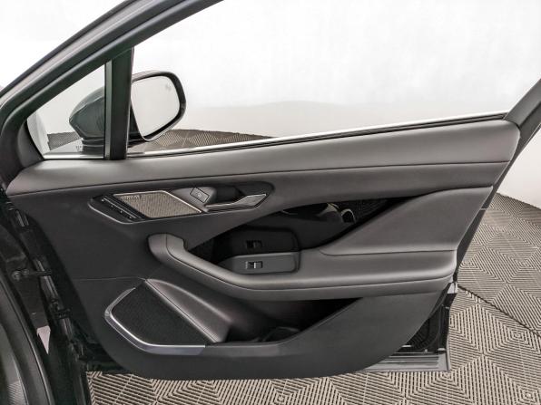 Jaguar I-Pace I с пробегом 2019 года, цена 3 600 000 рублей, 70811 км, внедорожник, Автокод Объявления