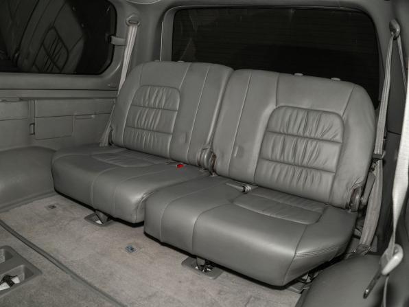 Toyota Land Cruiser 100 Series Рестайлинг 2 с пробегом 2005 года, цена 2 400 000 рублей, 237195 км, внедорожник, Автокод Объявления