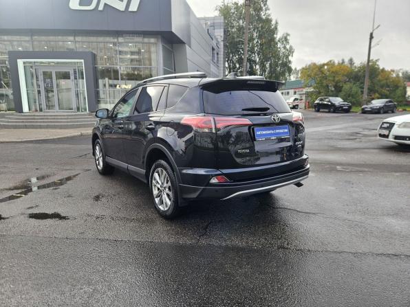 Toyota RAV4 IV (XA40) Рестайлинг с пробегом 2017 года, цена 2 330 000 рублей, 127300 км, внедорожник, Автокод Объявления