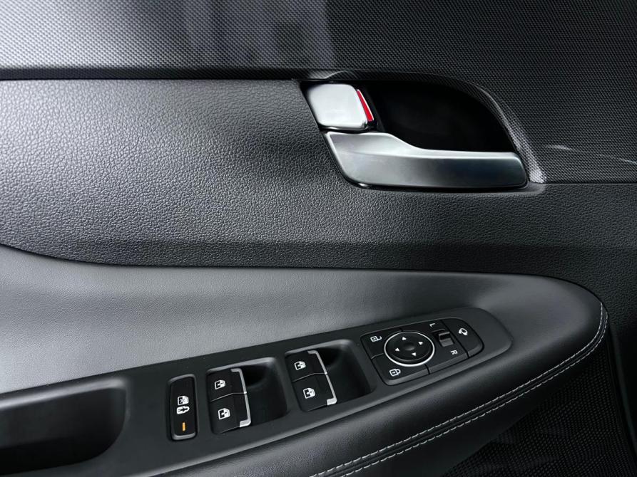 Hyundai Santa Fe IV Рестайлинг Ростов-на-Дону  - изображение 19