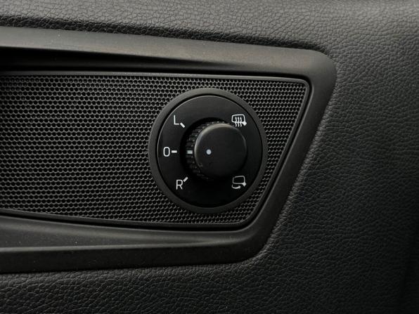 Skoda Yeti I Рестайлинг с пробегом 2017 года, цена 1 214 700 рублей, 190999 км, внедорожник, Автокод Объявления