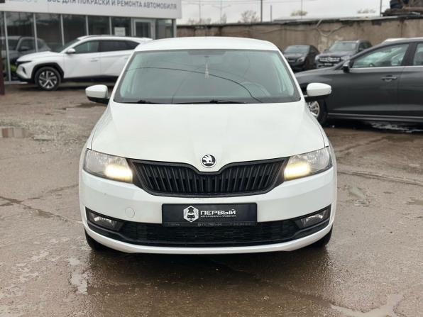 Skoda Rapid I Рестайлинг с пробегом 2018 года, цена 1 100 000 рублей, 110000 км, лифтбек, Автокод Объявления