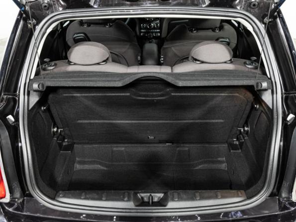 Mini Hatch III (F55/F56) с пробегом 2015 года, цена 2 095 777 рублей, 41090 км, хэтчбек, Автокод Объявления