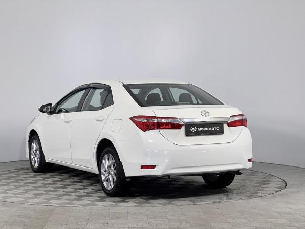 Toyota Corolla XI (E160 E170 E180) Рестайлинг 1 с пробегом 2016 года, цена 1 360 000 рублей, 81000 км, седан, Автокод Объявления