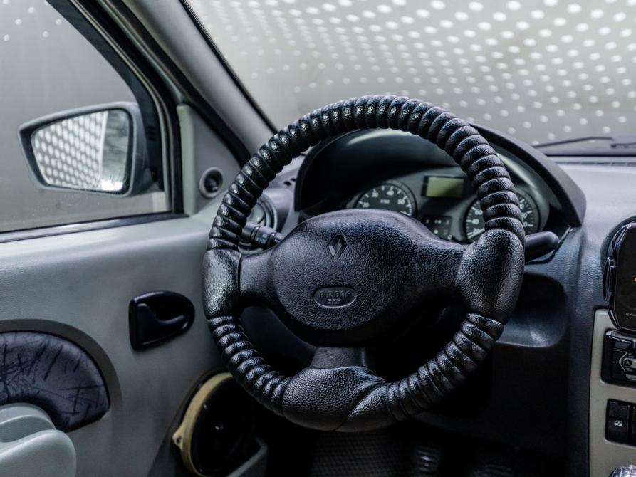 Renault Logan I Самара  - изображение 12