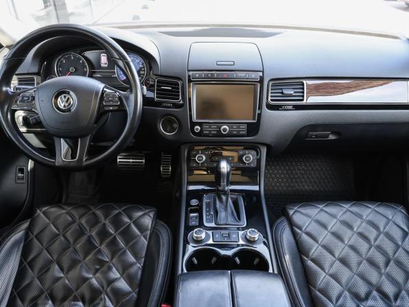 Volkswagen Touareg II Рестайлинг с пробегом 2017 года, цена 3 349 000 рублей, 173872 км, внедорожник, Автокод Объявления