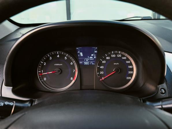 Hyundai Solaris I с пробегом 2011 года, цена 570 000 рублей, 98500 км, седан, Автокод Объявления