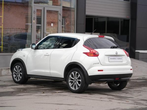 Nissan Juke I с пробегом 2013 года, цена 1 190 000 рублей, 127051 км, внедорожник, Автокод Объявления