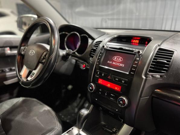 Kia Sorento II Рестайлинг с пробегом 2012 года, цена 1 449 900 рублей, 203000 км, внедорожник, Автокод Объявления
