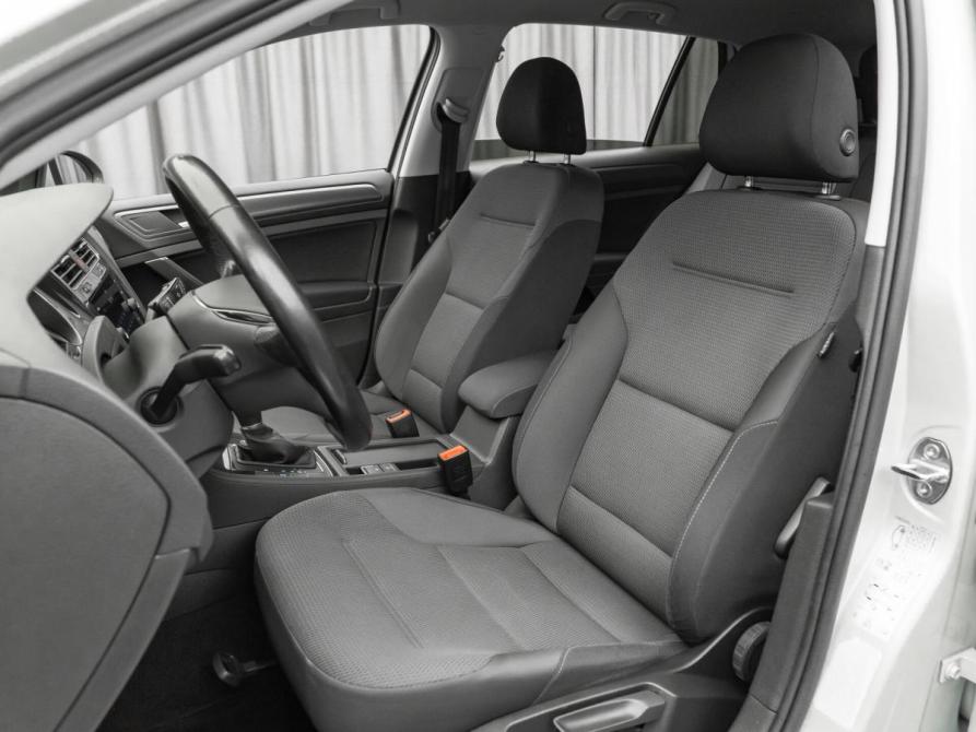 Volkswagen Golf VII Рестайлинг Москва  - изображение 12