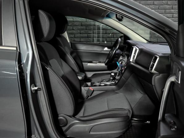 Kia Sportage IV Рестайлинг с пробегом 2021 года, цена 2 400 000 рублей, 130596 км, внедорожник, Автокод Объявления