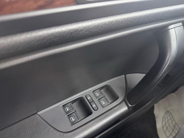 Volkswagen Touareg II с пробегом 2011 года, цена 2 099 000 рублей, 147252 км, внедорожник, Автокод Объявления