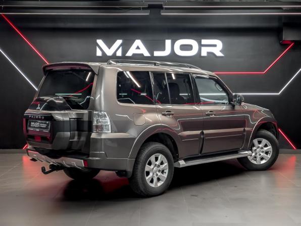 Mitsubishi Pajero IV Рестайлинг 2 с пробегом 2015 года, цена 2 440 000 рублей, 120717 км, внедорожник, Автокод Объявления