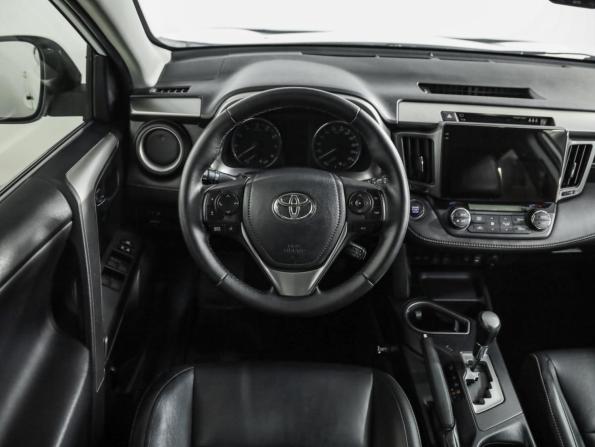Toyota RAV4 IV (XA40) Рестайлинг с пробегом 2015 года, цена 2 099 000 рублей, 198274 км, внедорожник, Автокод Объявления
