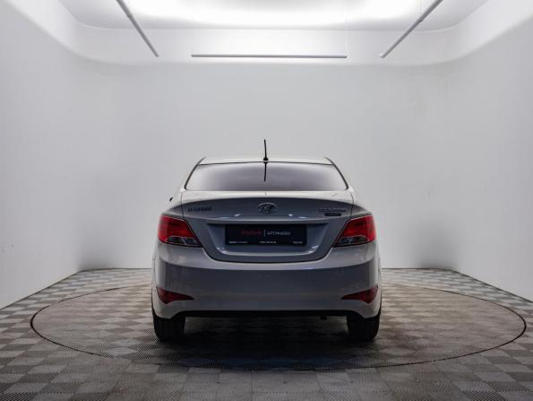 Hyundai Solaris I Рестайлинг с пробегом 2015 года, цена 1 110 000 рублей, 119192 км, седан, Автокод Объявления