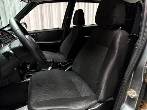 Chevrolet Niva I Рестайлинг с пробегом 2013 года, цена 569 000 рублей, 127634 км, внедорожник, Автокод Объявления