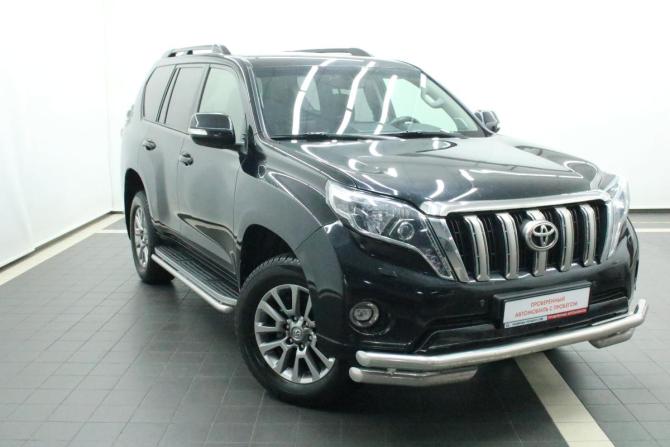 Toyota Land Cruiser Prado 150 Series Рестайлинг 1 с пробегом 2017 года, цена 3 995 000 рублей, 244015 км, внедорожник, Автокод Объявления