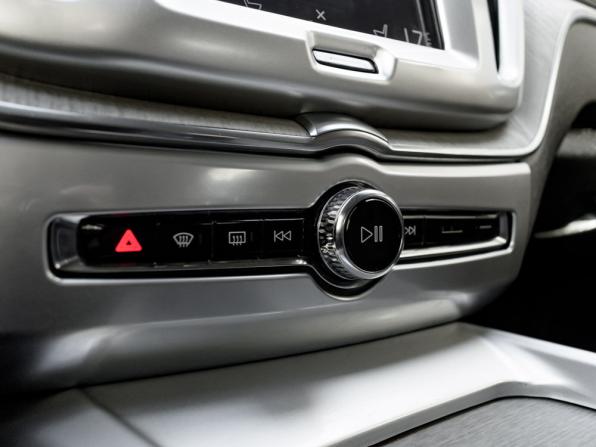 Volvo XC60 II с пробегом 2018 года, цена 3 200 000 рублей, 179572 км, внедорожник, Автокод Объявления