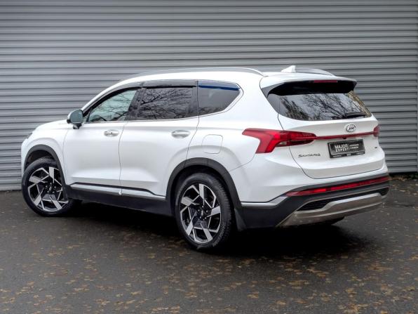 Hyundai Santa Fe IV Рестайлинг с пробегом 2022 года, цена 3 990 000 рублей, 28562 км, внедорожник, Автокод Объявления