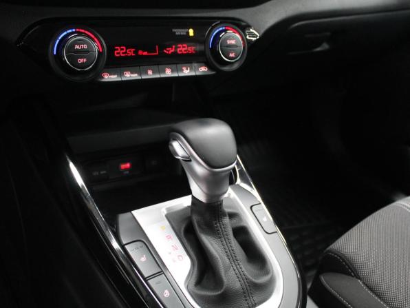Kia Cerato IV Рестайлинг с пробегом 2022 года, цена 2 220 000 рублей, 15928 км, седан, Автокод Объявления