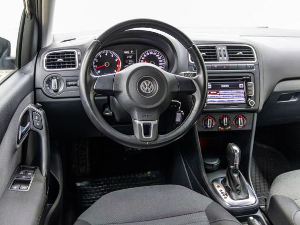 Volkswagen Polo V с пробегом 2012 года, цена 948 000 рублей, 88718 км, хэтчбек, Автокод Объявления