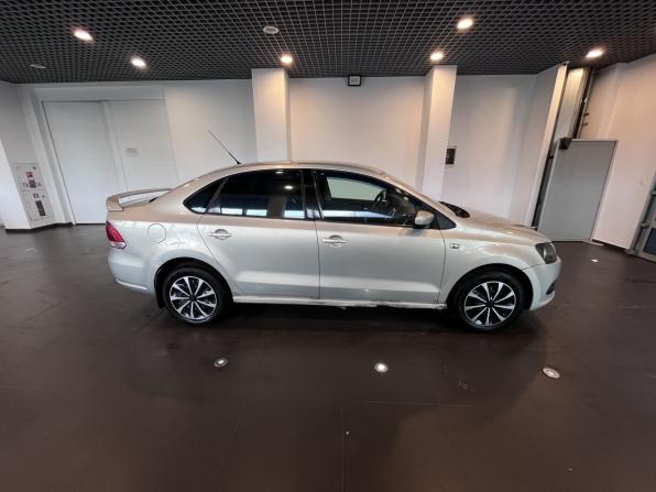 Volkswagen Polo V с пробегом 2011 года, цена 546 000 рублей, 239910 км, седан, Автокод Объявления