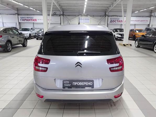 Citroen C4 Picasso II Рестайлинг с пробегом 2017 года, цена 1 370 000 рублей, 124050 км, компактвэн, Автокод Объявления