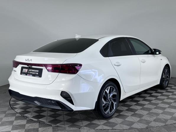 Kia Cerato IV Рестайлинг с пробегом 2021 года, цена 1 650 000 рублей, 246292 км, седан, Автокод Объявления