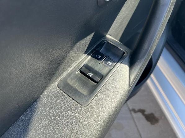 Volkswagen Polo V Рестайлинг с пробегом 2019 года, цена 1 195 300 рублей, 122096 км, седан, Автокод Объявления