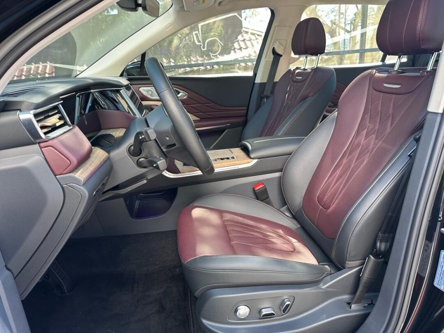 Hongqi HS7 II Сочи  - изображение 7