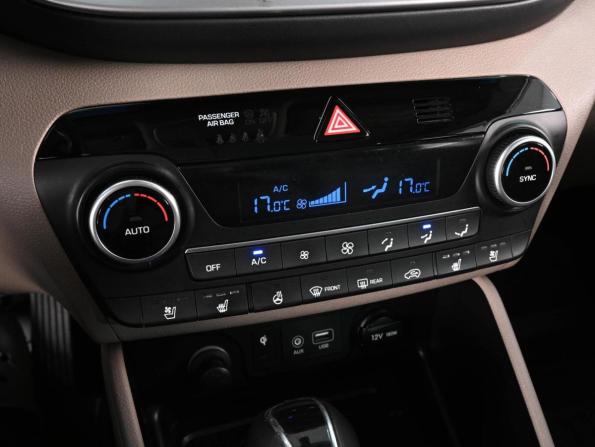 Hyundai Tucson III Рестайлинг с пробегом 2019 года, цена 2 449 000 рублей, 89356 км, внедорожник, Автокод Объявления