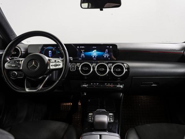 Mercedes-Benz A-Класс IV (W177) с пробегом 2020 года, цена 2 648 000 рублей, 57431 км, хэтчбек, Автокод Объявления