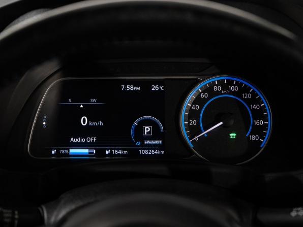 Nissan Leaf II (ZE1) с пробегом 2017 года, цена 1 740 000 рублей, 108264 км, хэтчбек, Автокод Объявления