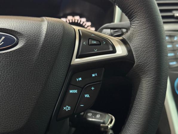 Ford Mondeo V с пробегом 2016 года, цена 1 460 000 рублей, 162976 км, седан, Автокод Объявления