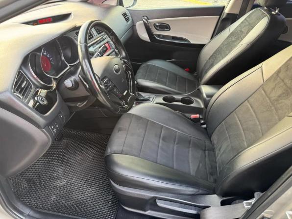Kia Ceed II с пробегом 2015 года, цена 1 200 557 рублей, 186386 км, хэтчбек, Автокод Объявления