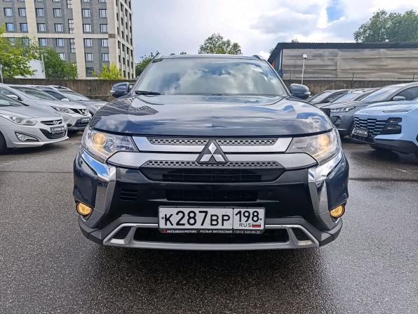 Mitsubishi Outlander III Рестайлинг 3 с пробегом 2021 года, цена 2 849 000 рублей, 56880 км, внедорожник, Автокод Объявления