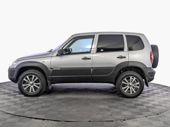 Chevrolet Niva I Рестайлинг с пробегом 2017 года, цена 745 000 рублей, 72838 км, внедорожник, Автокод Объявления