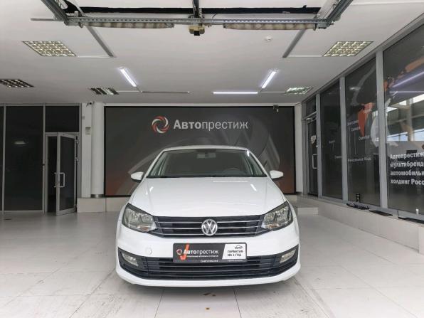 Volkswagen Polo V Рестайлинг с пробегом 2019 года, цена 1 430 000 рублей, 107600 км, седан, Автокод Объявления